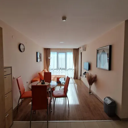 Premier With Pool & Sea View 아파트호텔 4*
