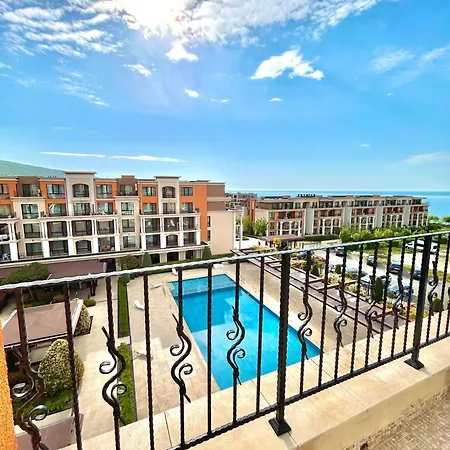 Premier With Pool & Sea View 스베티 블라스