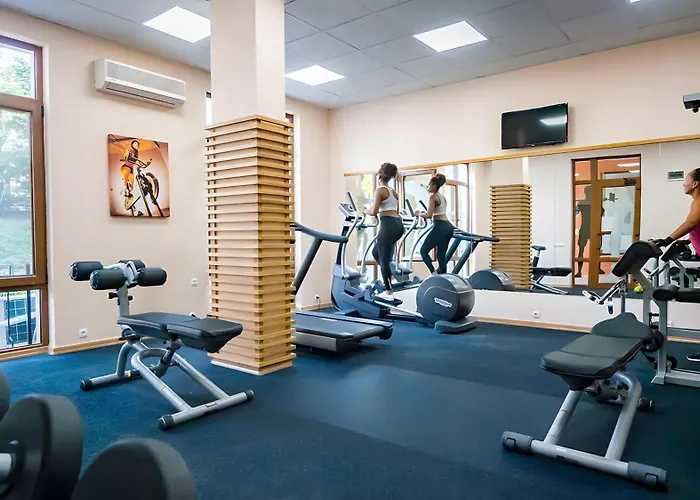 Apartmanhotel Premier With Pool & Sea View 4*